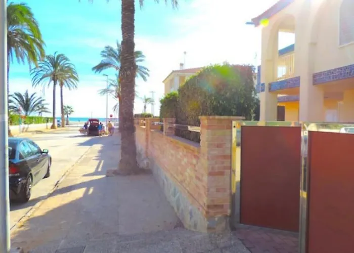 Luxury Villa 20Mts Far From The Sea