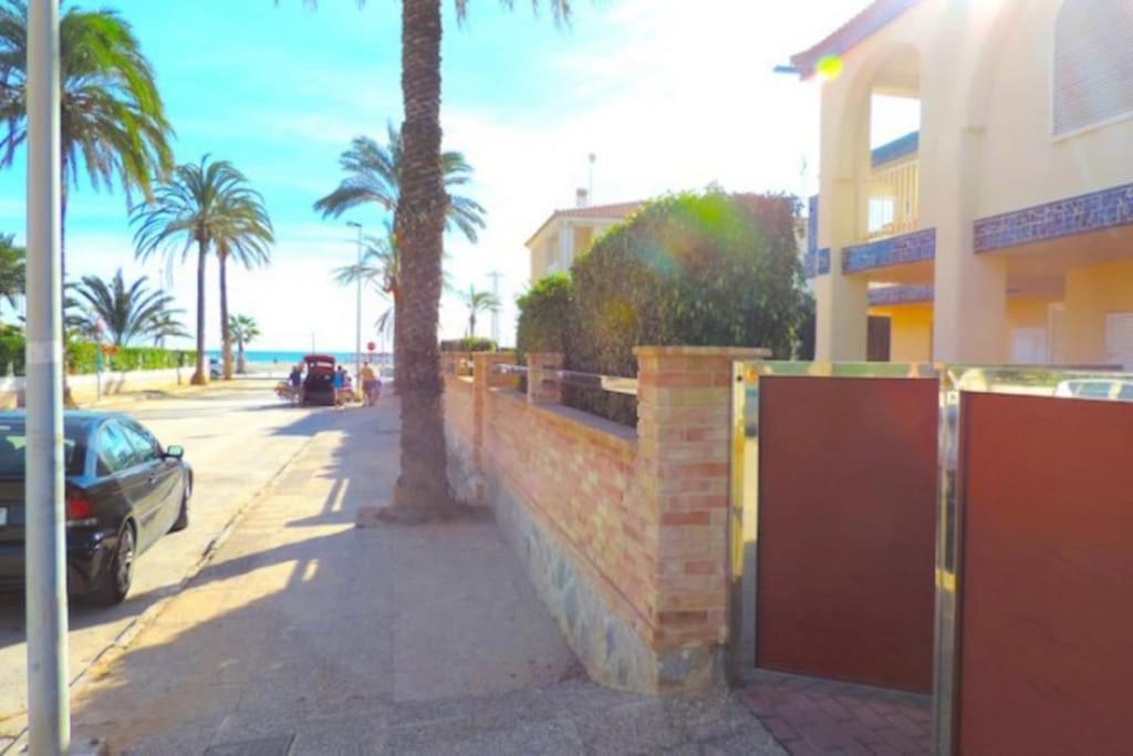 Luxury 20mts Far From The Sea