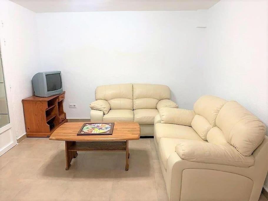 Luxury 20mts Far From The Sea Villa Oriola (Orihuela)