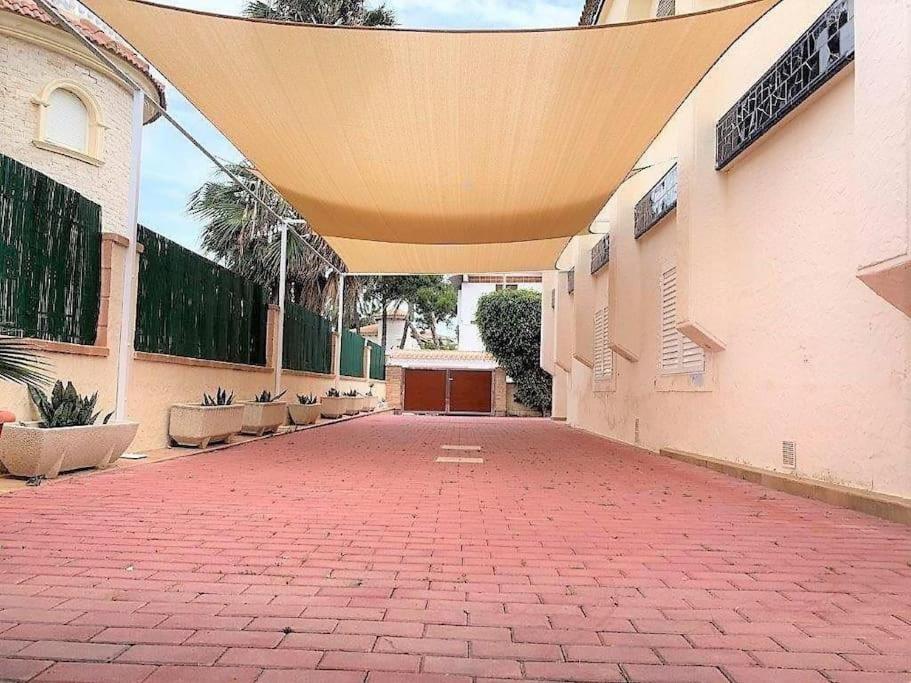 Luxury 20mts Far From The Sea Villa *