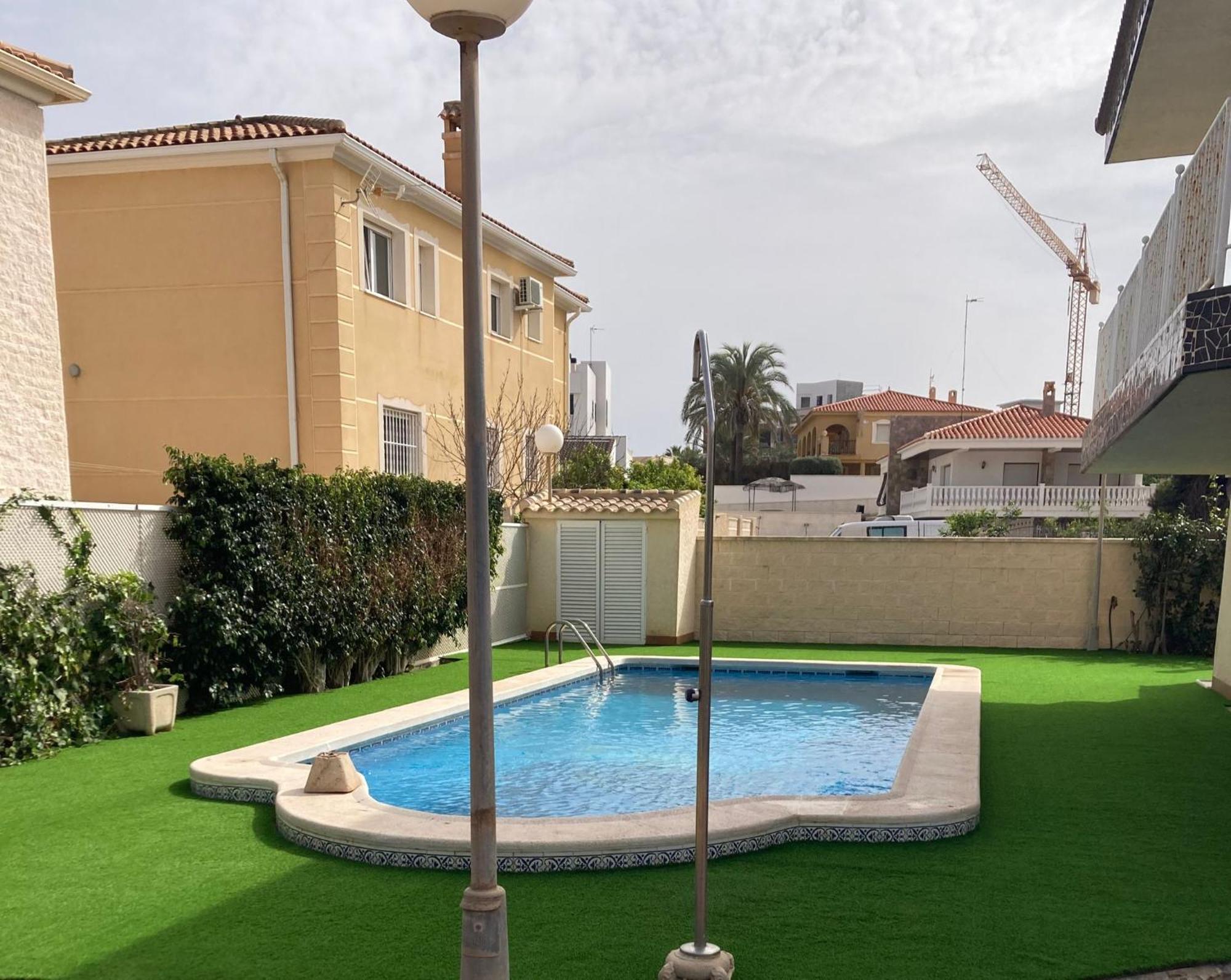 Luxury 20mts Far From The Sea Villa